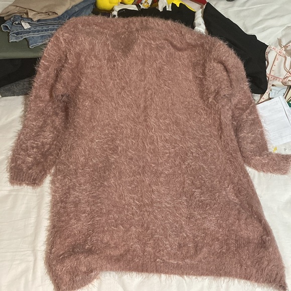 Mauve pink fuzzy knit cardigan - Picture 5 of 12